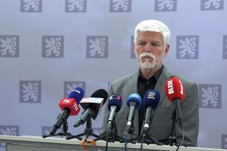 Pavel: Bez odhodlání lidí bránit zemi nebude obrana účinná - Novinky